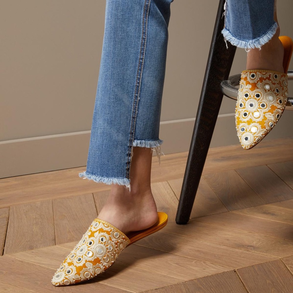 Tory Burch Yellow Embroidered Elora Slide - Picture 2 of 8